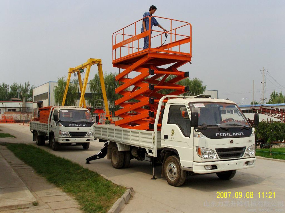 車載剪叉式高空作業平